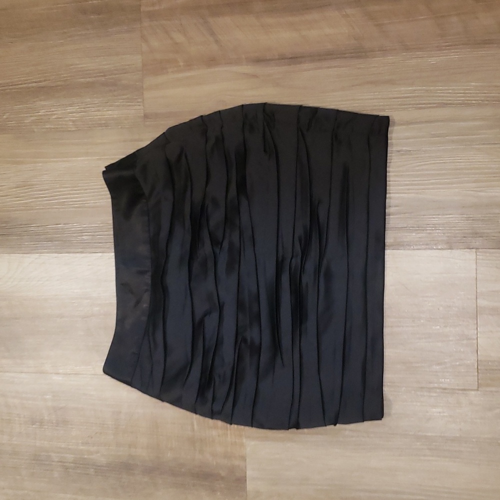 00 Express Black Satin Skirt- Like New